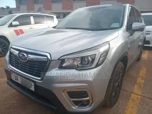 Subaru Forester 2018 Silver