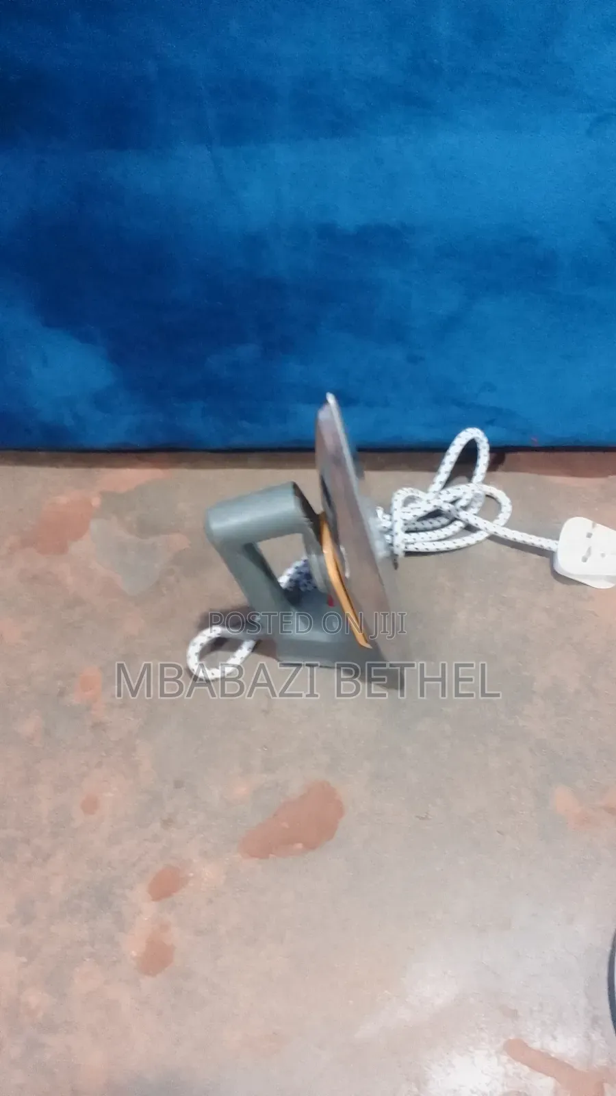 Used Original Flat Iron Box Philips on Sale