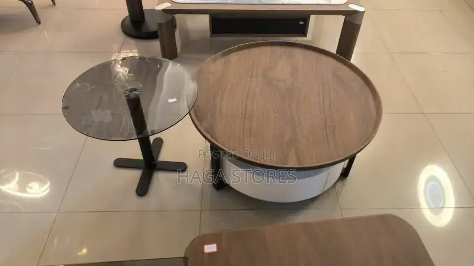 Round Stylish Coffee Table