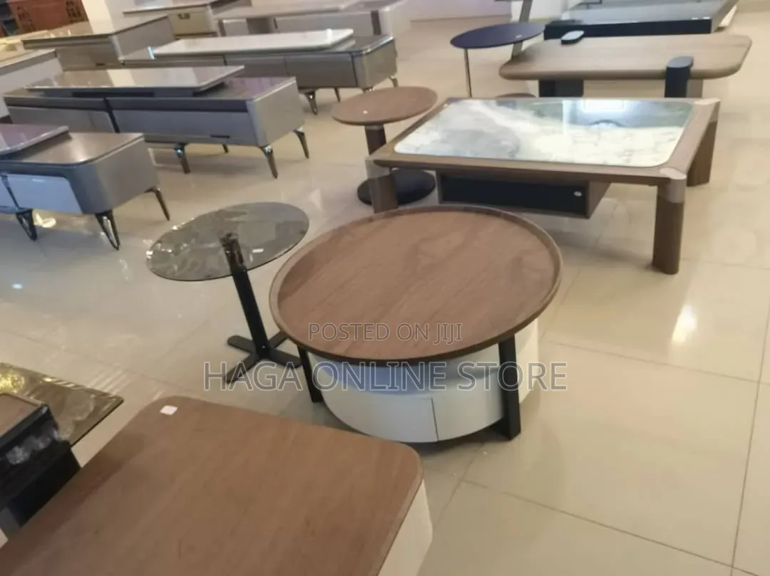 Round Stylish Coffee Table