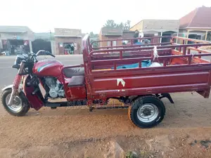 Bajaj Boxer 2026 Red