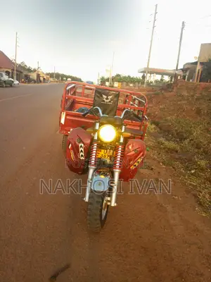Bajaj Boxer 2026 Red