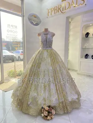 Round Bridal Changing Dresses for Hire