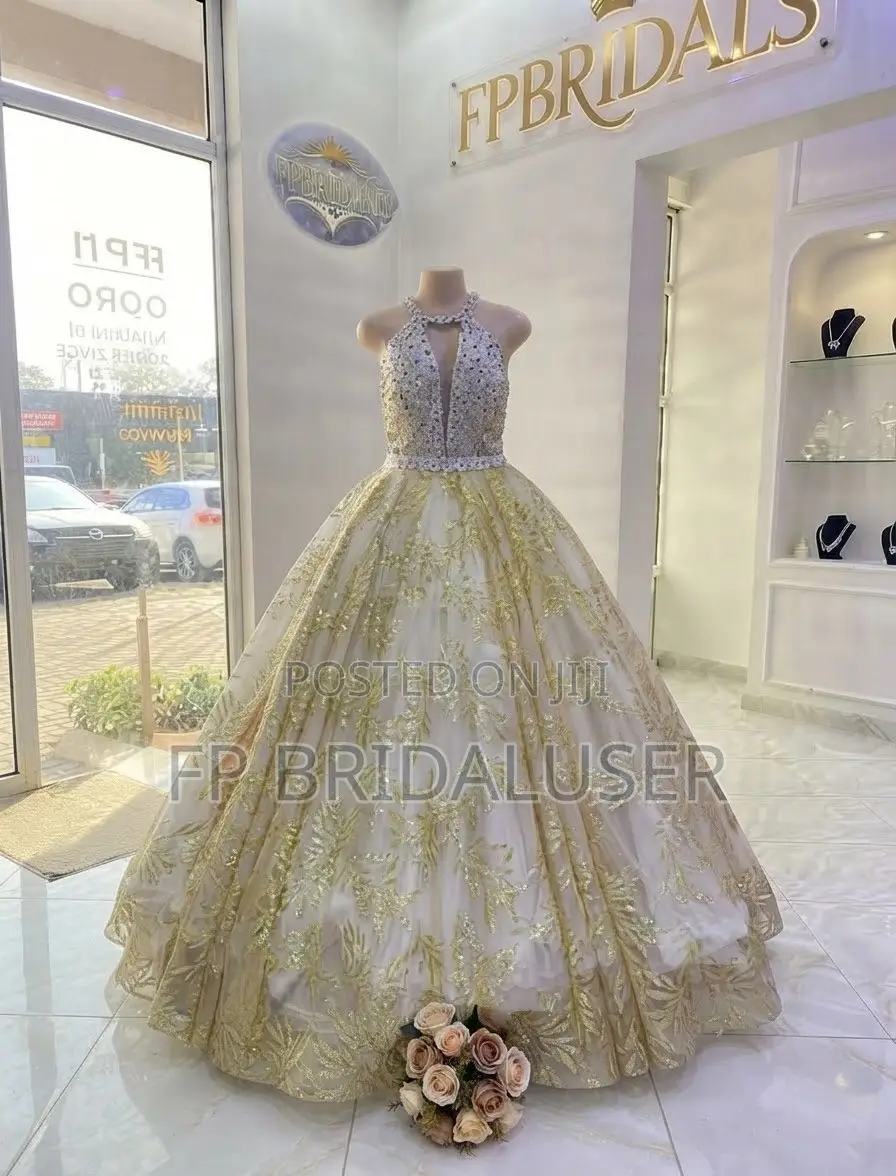 Round Bridal Changing Dresses for Hire