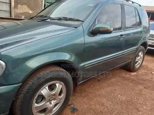 Mercedes-Benz M Class 2005 Green