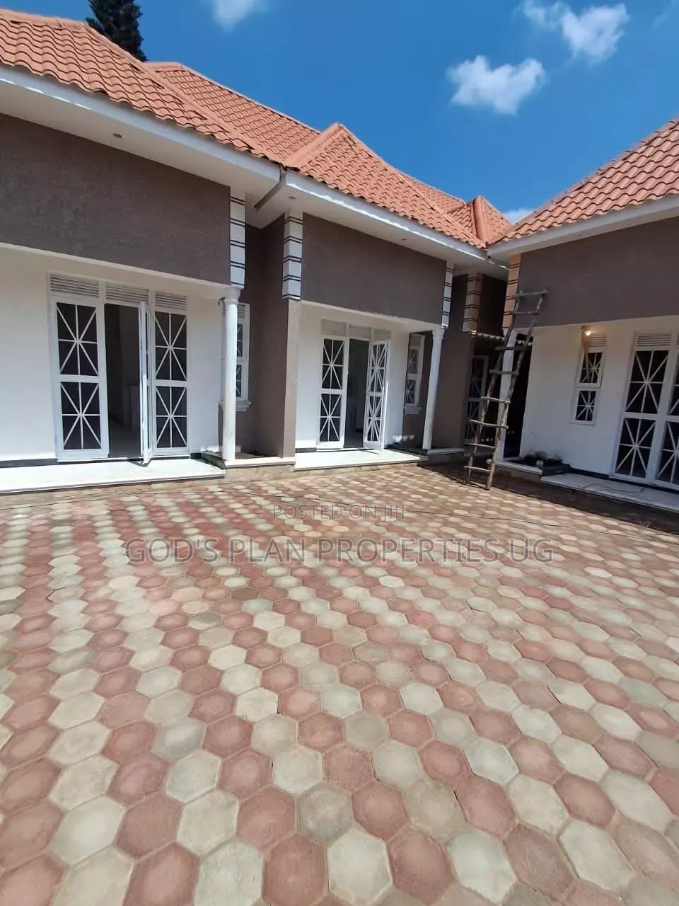 1bdrm Room & Parlour in Mengo Estate, Central Division for rent