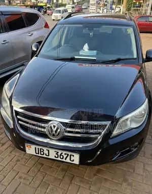 Volkswagen Tiguan 2009 Black
