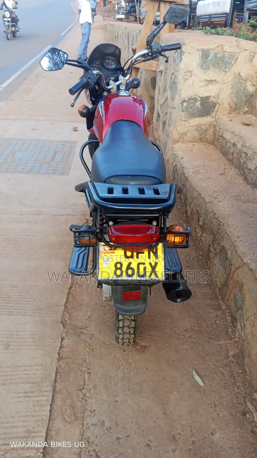 Bajaj Avenger 150 Street 2023 Red