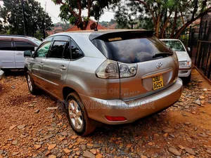 Toyota Harrier 2009 Silver