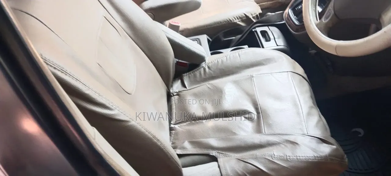 Toyota Harrier 2002 White
