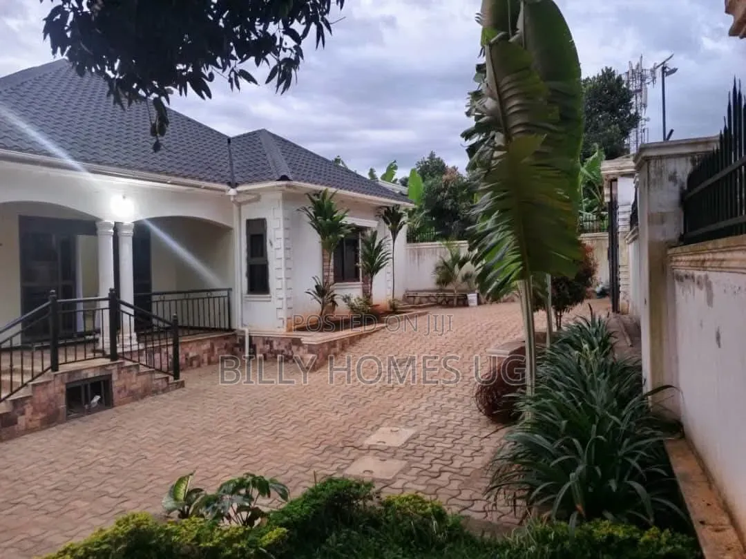4bdrm House in Nangabo for sale