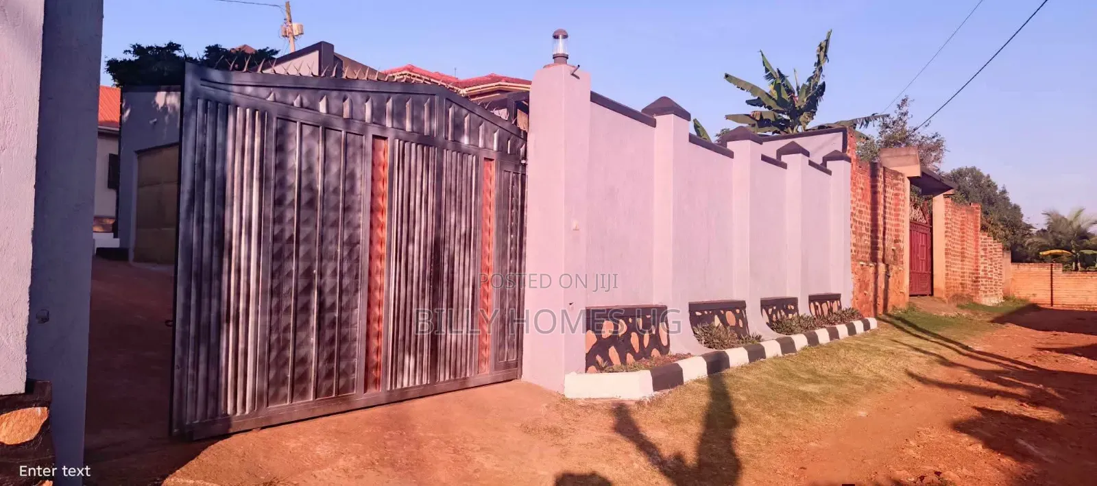 3bdrm House in Nangabo for sale