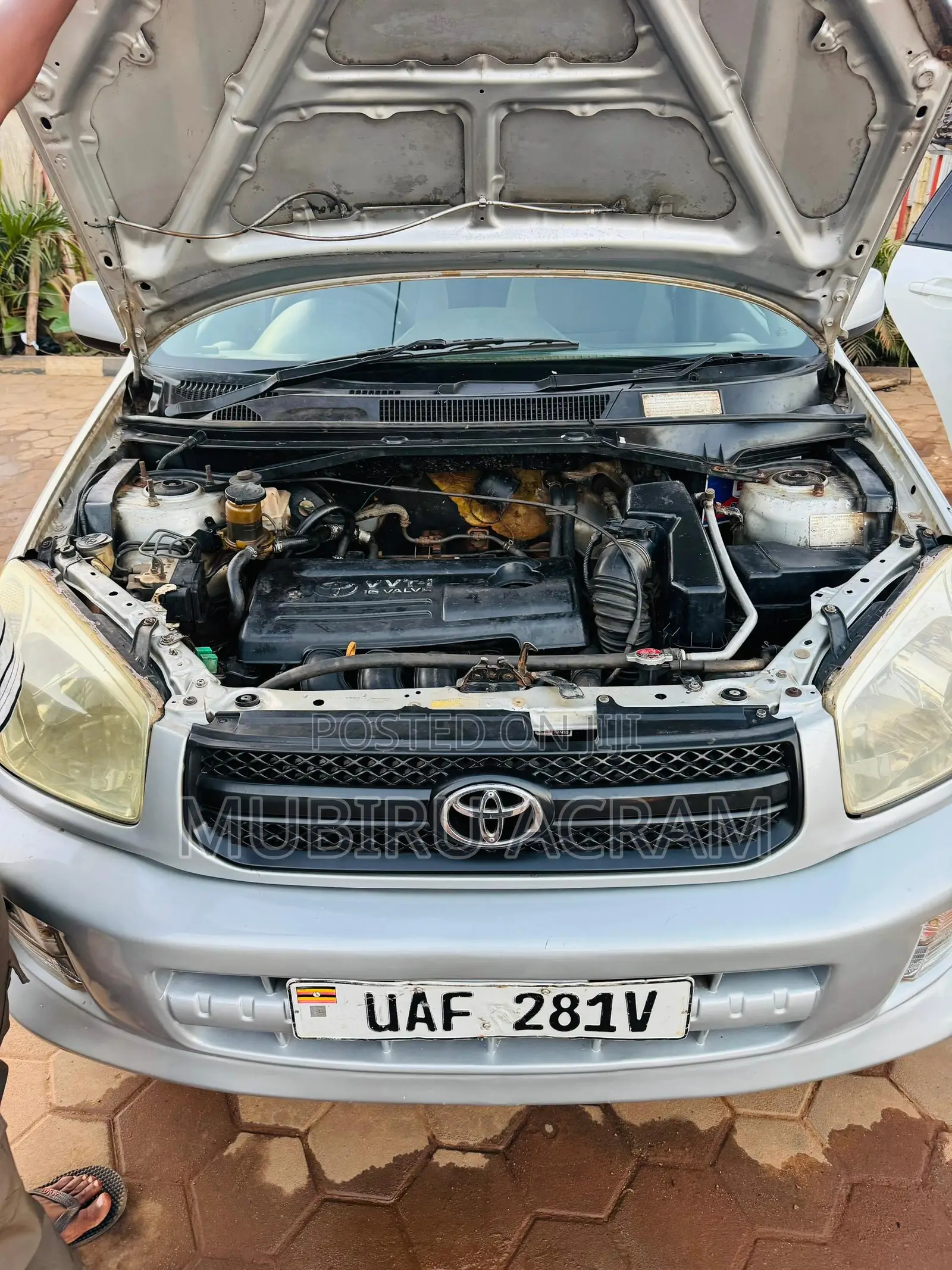 Toyota RAV4 Automatic 2002 Silver