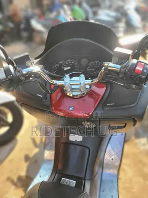 Honda Forza 2019 Red
