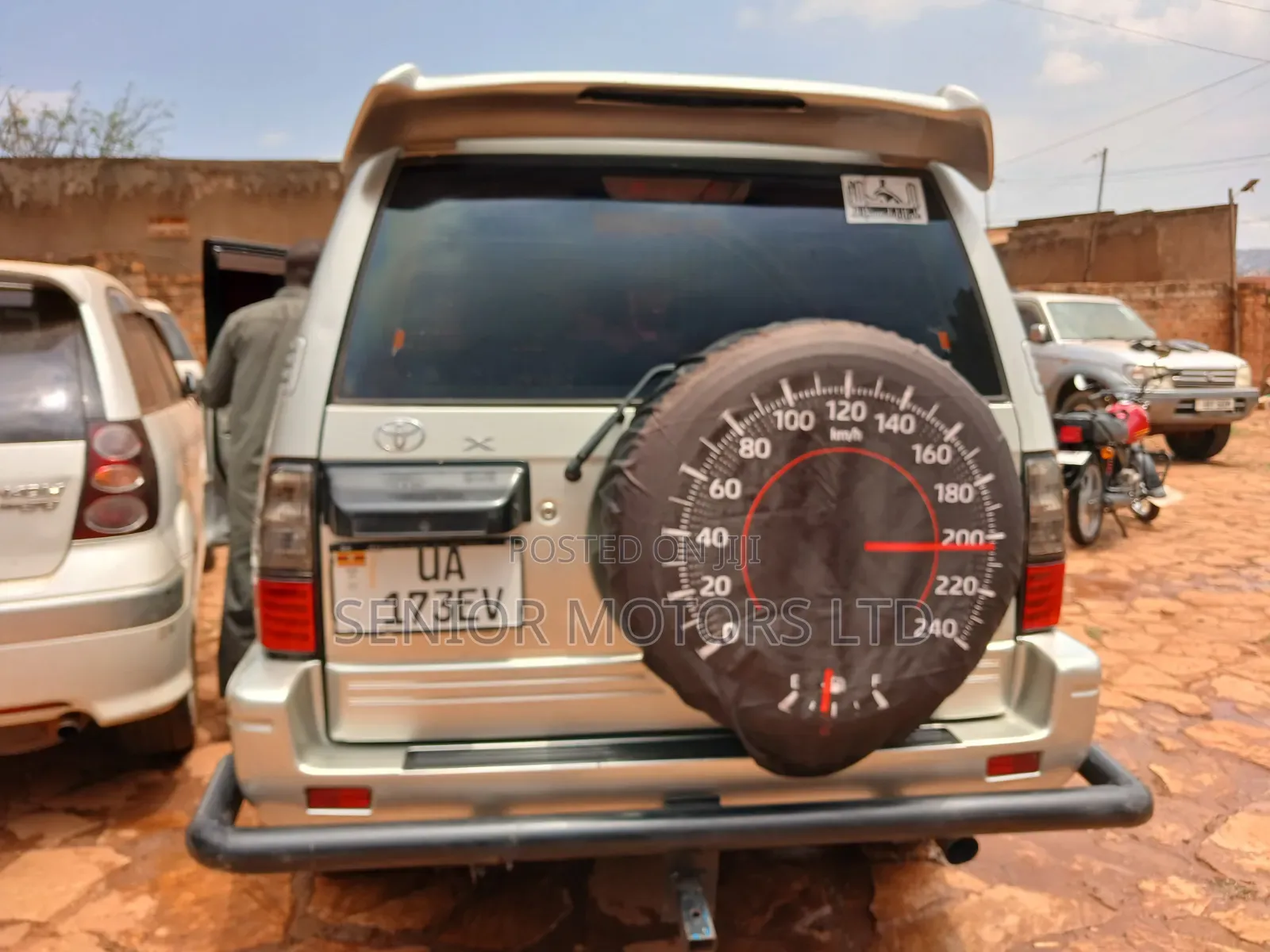 Toyota Land Cruiser Prado 2002 White