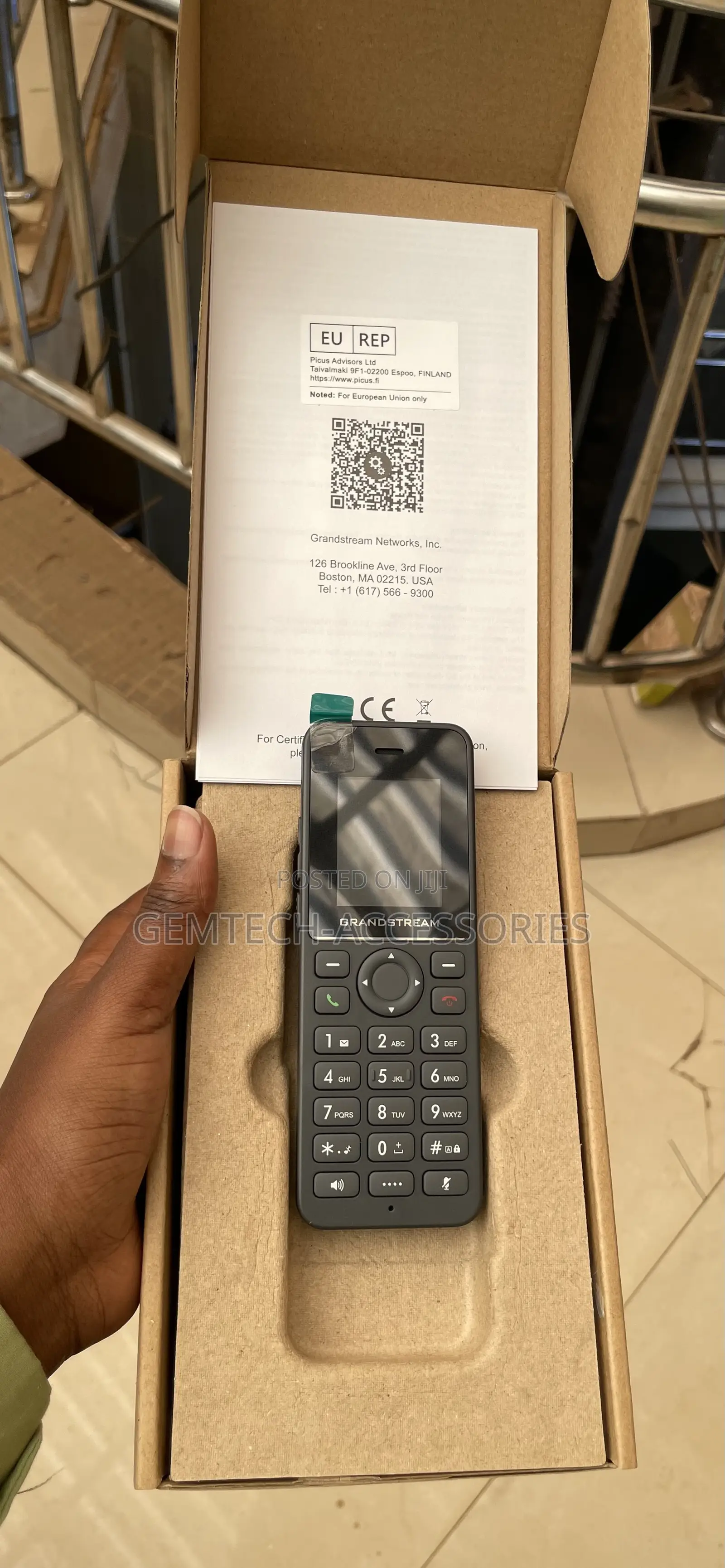 Grandstream DP725 Long-Life DECT Cordless HD IP Handset