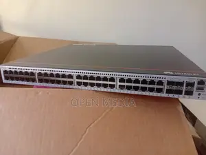 Huawei S5735-S48p4xe-V2. 48 Port Giga Poe Switch.Cisco C9200l-48t-4x-