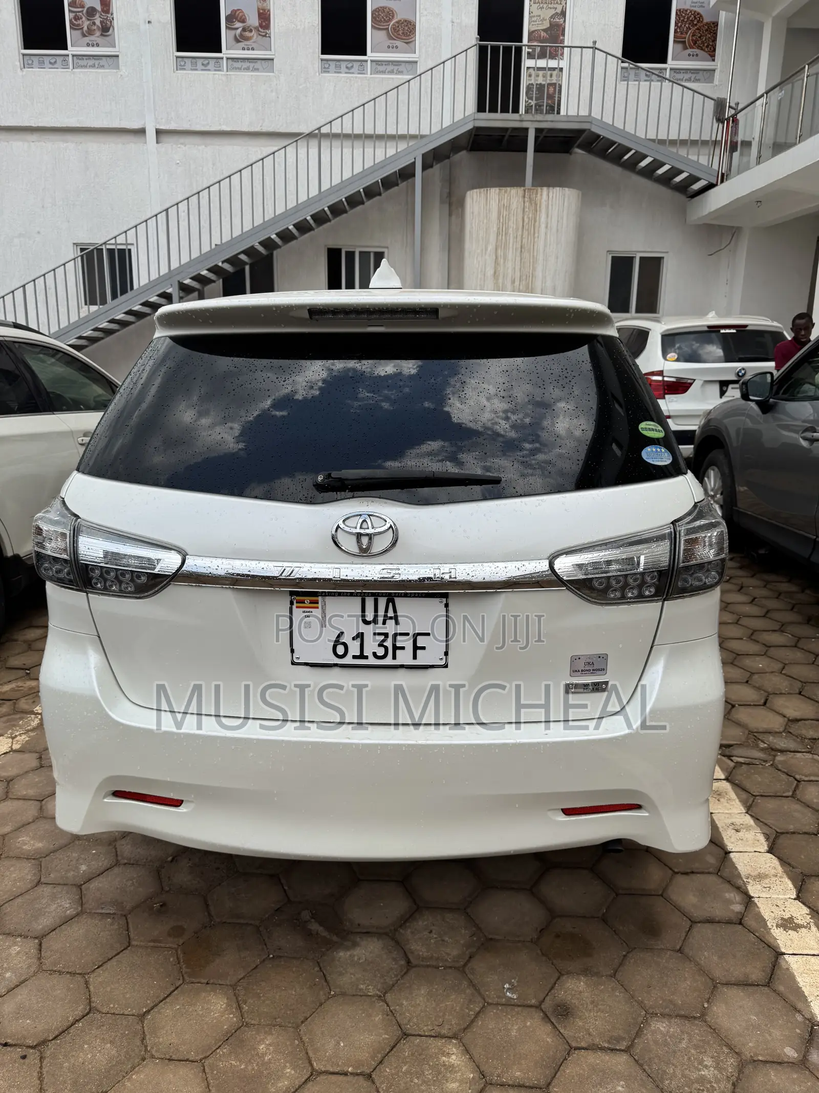 Toyota Wish 2013