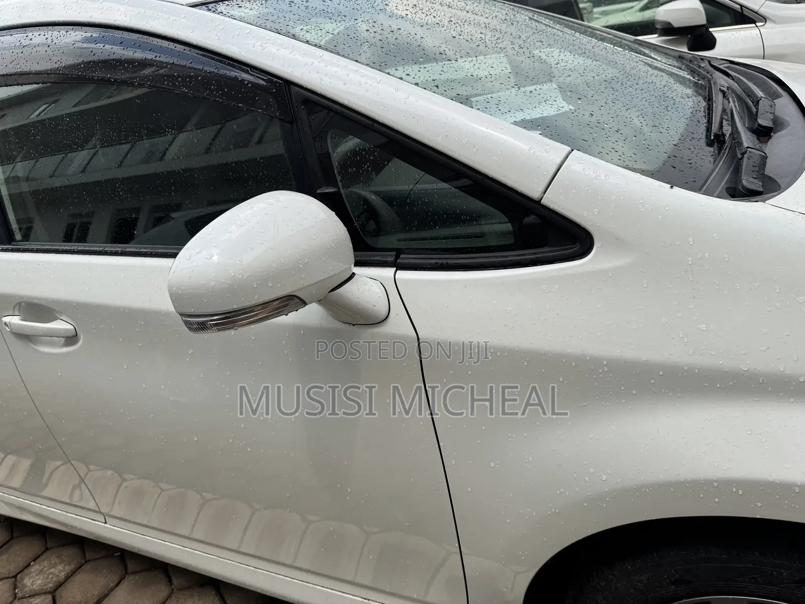Toyota Wish 2013