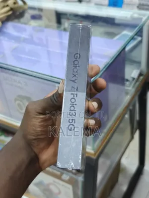 New Samsung Galaxy Z Fold3 5G 256 GB Black