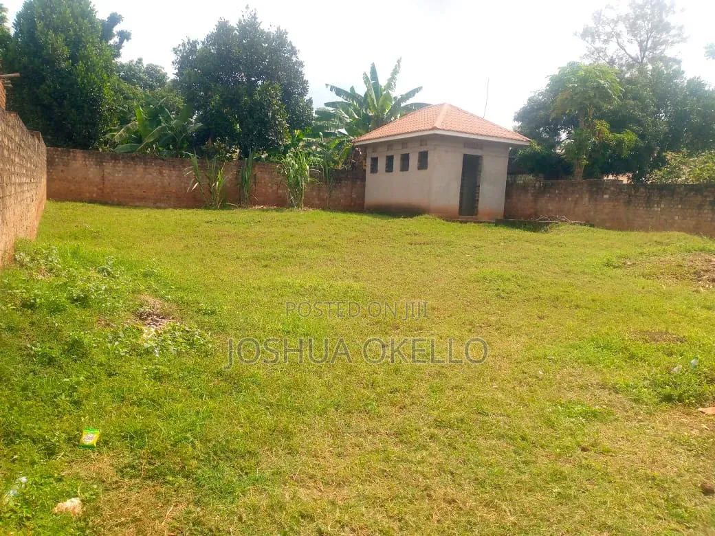 Plot in Entebbe for Sale