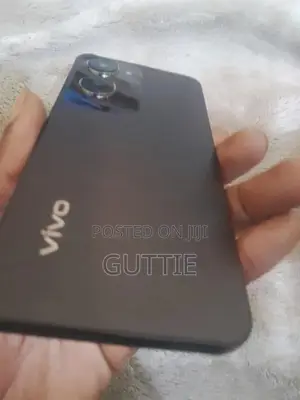 New Vivo Y28s 128 GB Black