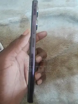 New Vivo Y28s 128 GB Black