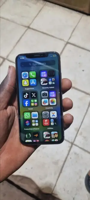 Apple iPhone X 64 GB White