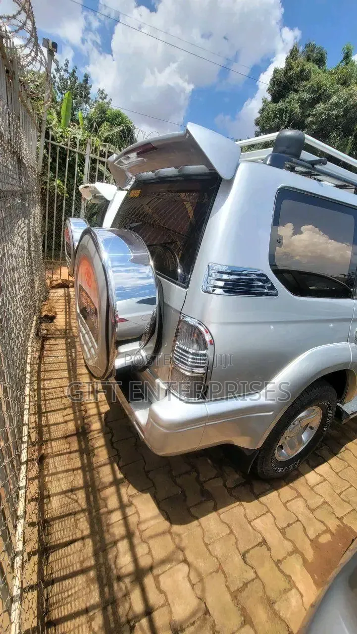 Toyota Land Cruiser Prado 2.7 16V 5dr 2000 Silver