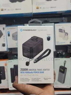 2500W Universal Travel Adapter With 4000mah Powerbank