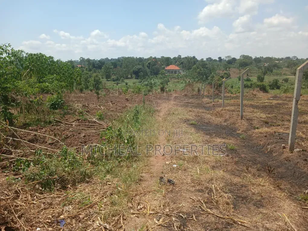 Plot for Sell Gayaza Kiwenda 25m