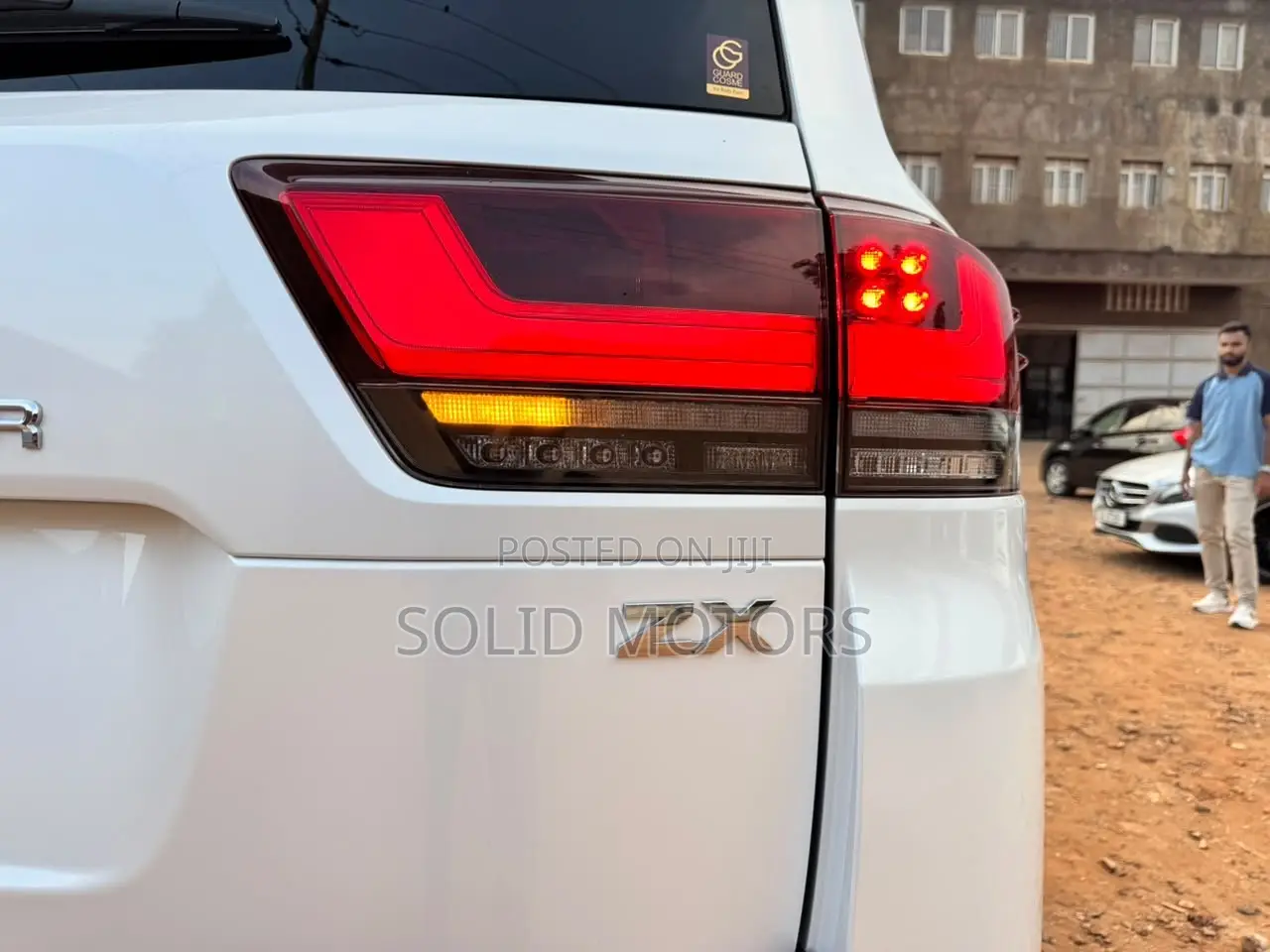 Toyota Land Cruiser LC300 2025 White