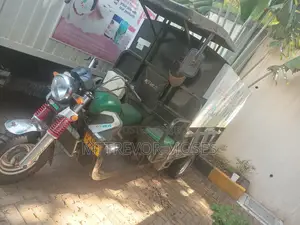 Motorcycle 2024 Green