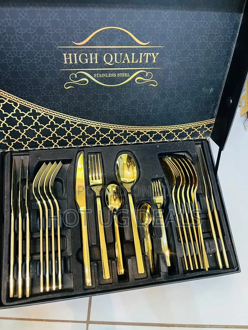 24-Piece Mirror-Polished Gold Cutlery Set