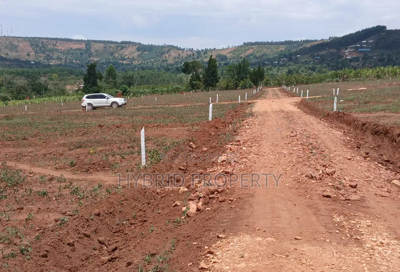 Prime Plots for Sale at Kampiringisa~Muyira Kulya Show Land Estate.