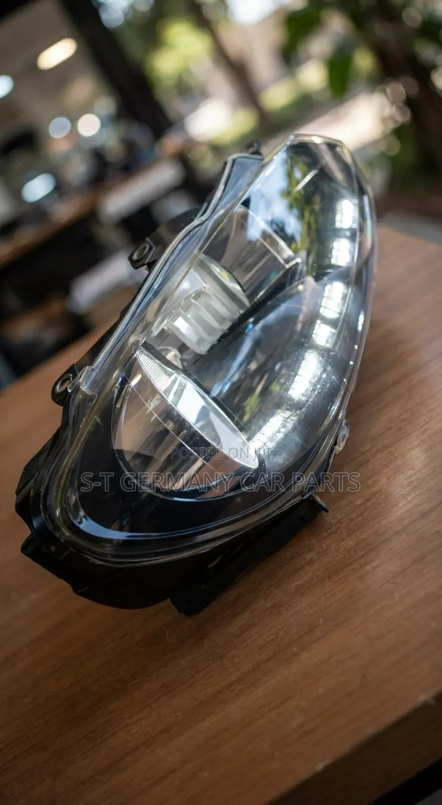 Golf 6 Head Light