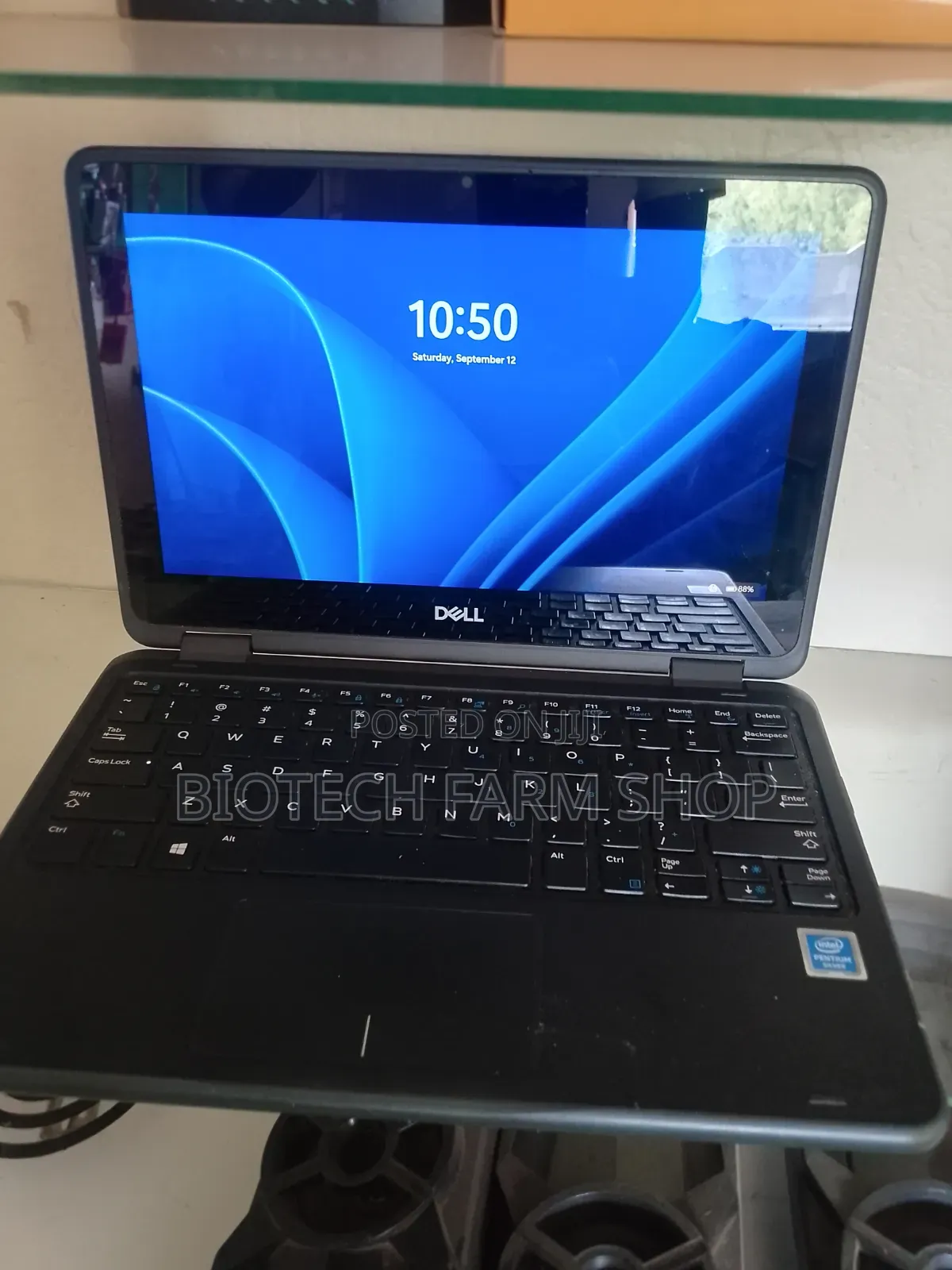Laptop Dell Latitude 3190 2-in-1 8GB Intel Pentium SSD 128GB