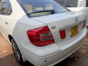 Toyota Premio 2006 White