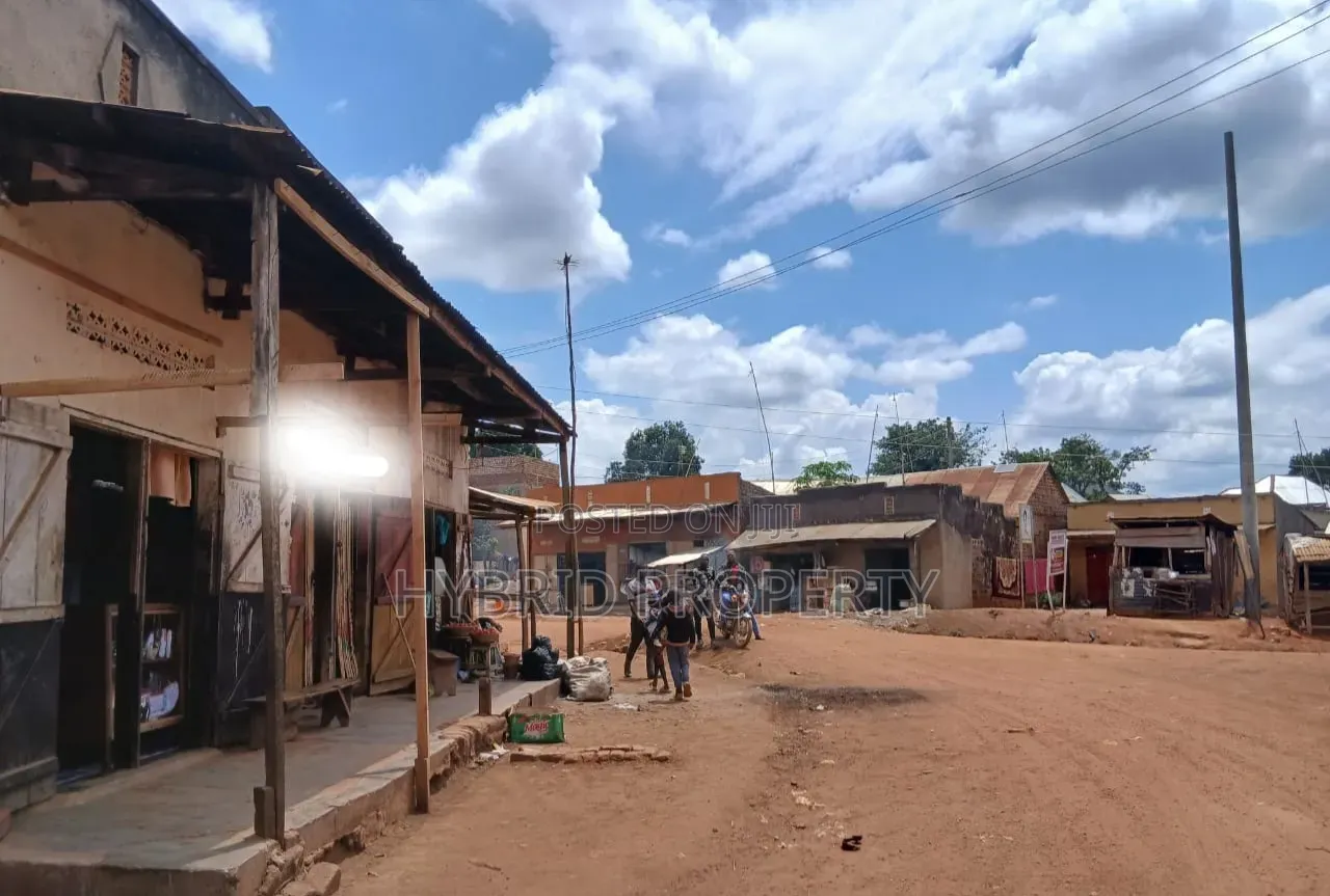 Prime Plots for Sale at Mpigi Kampiringisa~Muyira Town Land Estate X