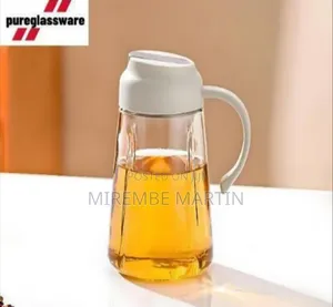 Elegant Glass Oil Dispenser / Serving Pitcher With Automatic Lid