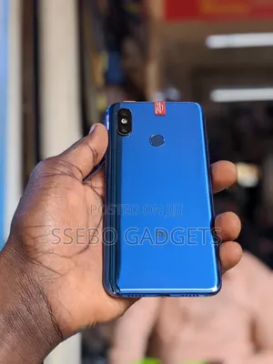 Xiaomi Mi 8 128 GB Blue