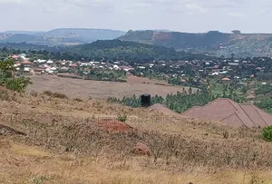 Prime Plots for Sale at Mpigi~Nsamizi Modern Hill View Land Estate.