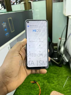Tecno Camon 18i 128 GB Silver