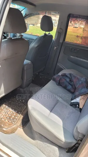 Toyota Hilux 2008 Silver