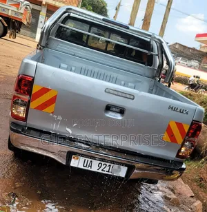Toyota Hilux 2008 Silver