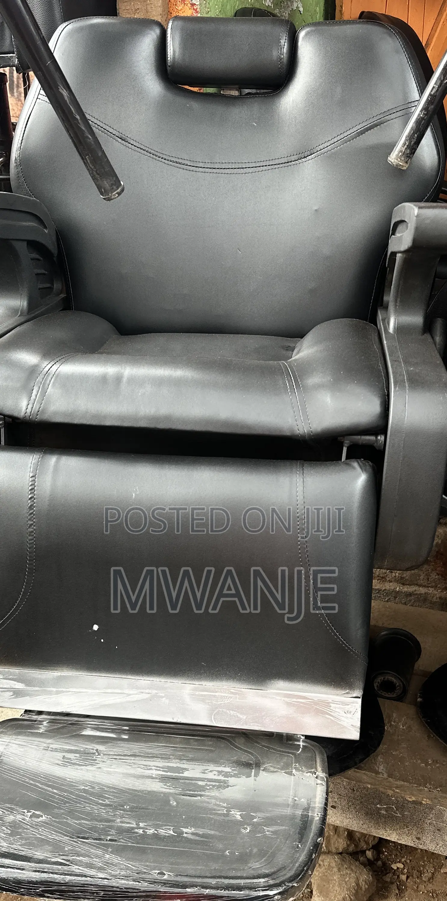 Lovely Min Chair