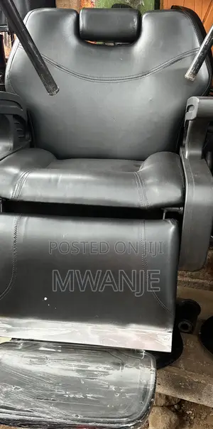 Lovely Min Chair