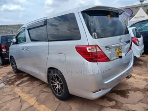 Toyota Alphard 2.4 Petrol AWD 2010 Silver