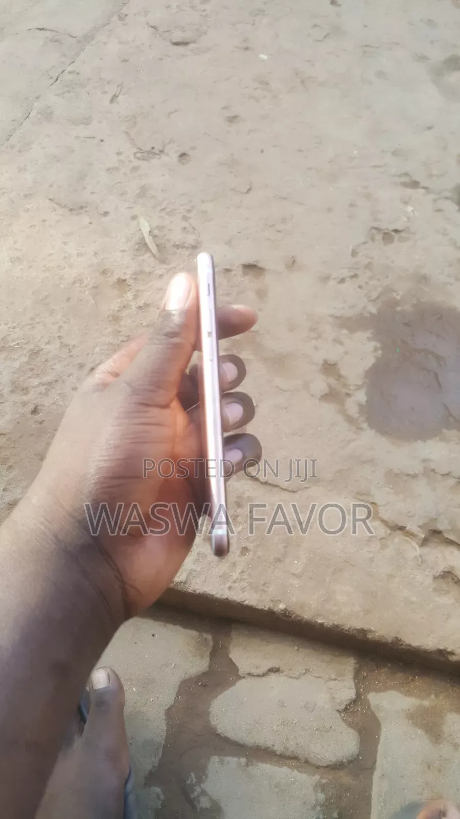 Apple iPhone 6s 64 GB Pink