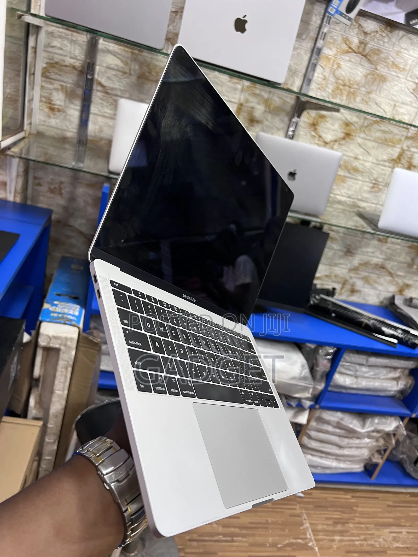 Laptop Apple MacBook Pro 2017 8GB Intel Core i5 SSD 256GB